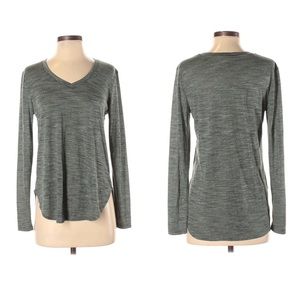 Anthropologie pure + good v neck long sleeve tee